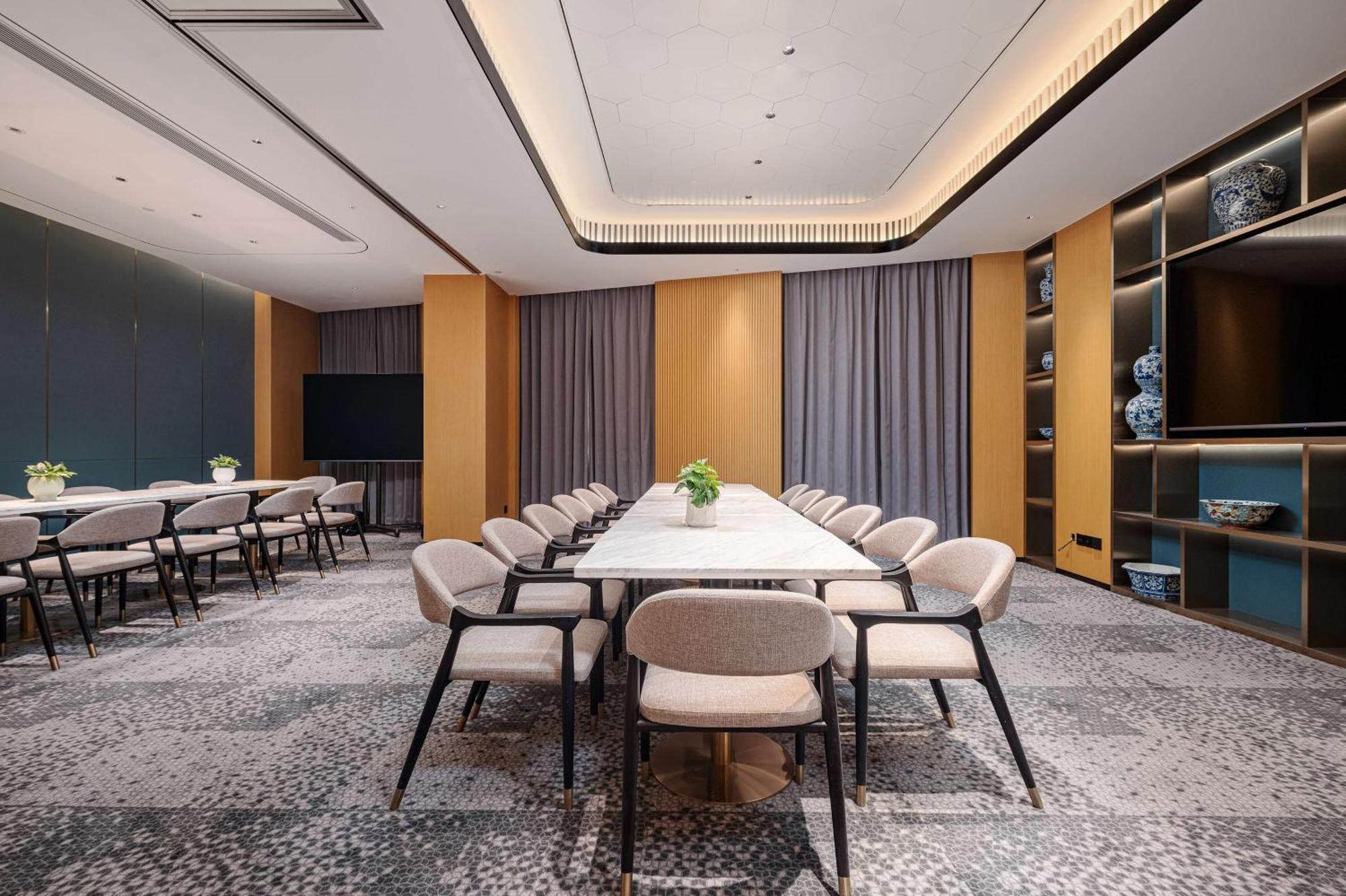 Hilton Garden Inn Beijing Temple Of Heaven East Gate Station ภายนอก รูปภาพ