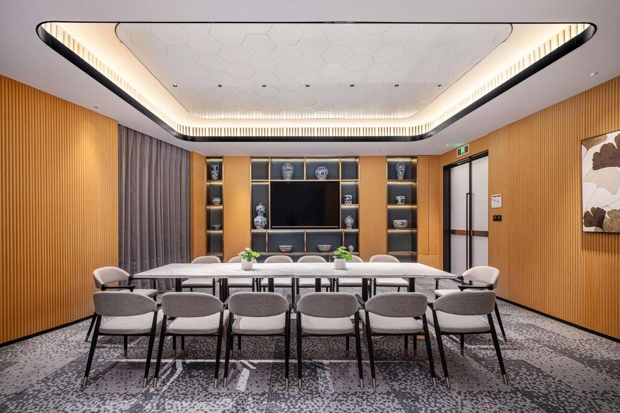 Hilton Garden Inn Beijing Temple Of Heaven East Gate Station ภายนอก รูปภาพ